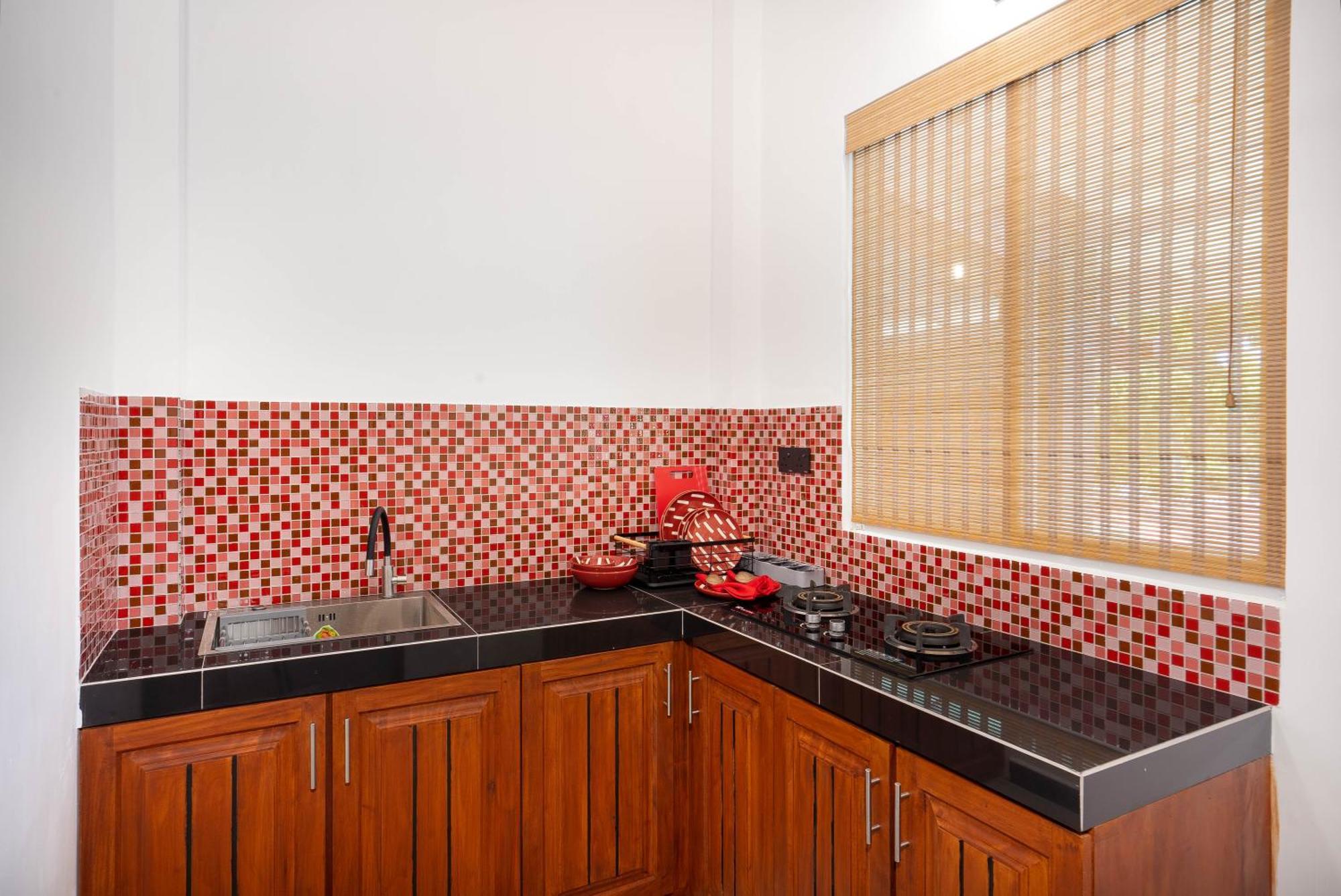 Hasthri Boutique Red Chalet In Ahangama With Pool Near Beach מראה חיצוני תמונה