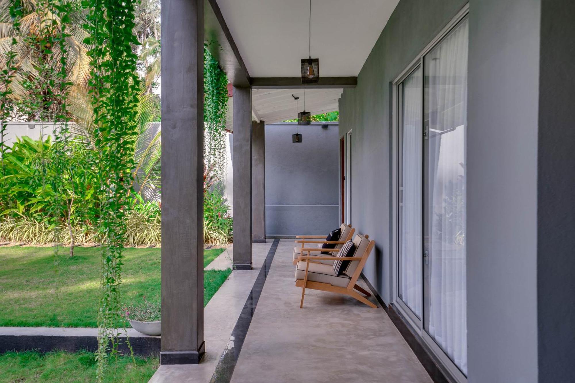 Hasthri Boutique Red Chalet In Ahangama With Pool Near Beach מראה חיצוני תמונה