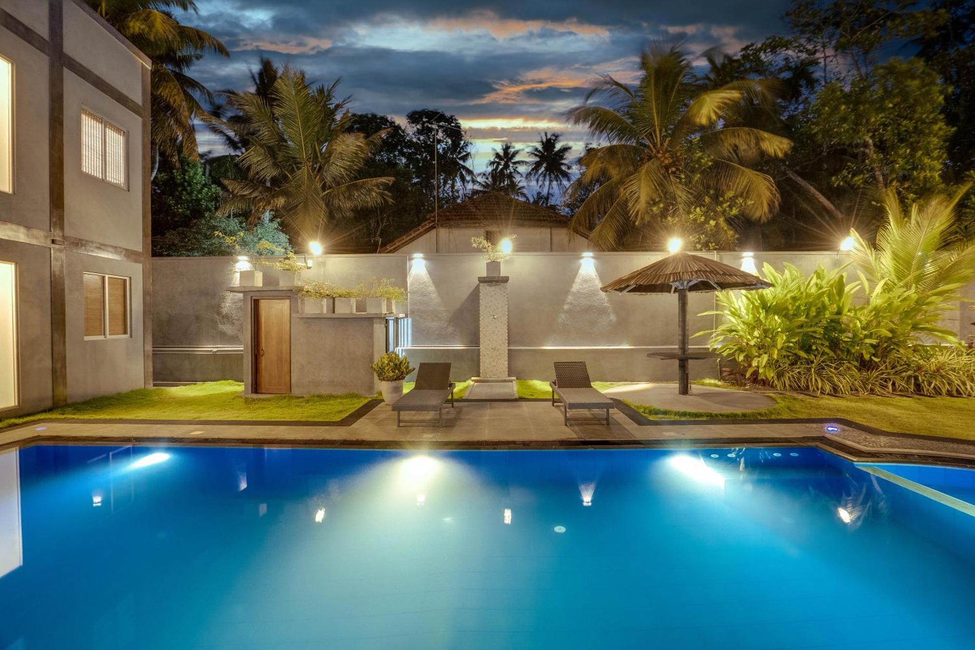 Hasthri Boutique Red Chalet In Ahangama With Pool Near Beach מראה חיצוני תמונה